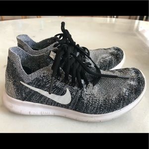 Nike Free Run Flyknit - Women’s Size 7